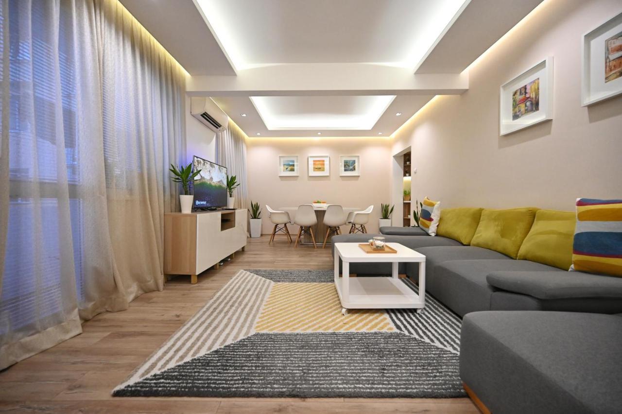Modern Central 2-Bedroom Apartment With Parking Varna Dış mekan fotoğraf