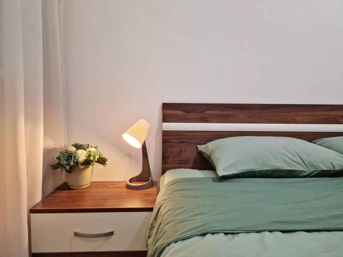 Modern Central 2-Bedroom Apartment With Parking Varna Dış mekan fotoğraf