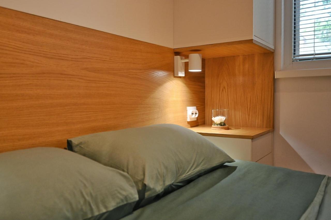 Modern Central 2-Bedroom Apartment With Parking Varna Dış mekan fotoğraf